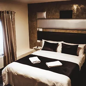 Otel Onyx Expo